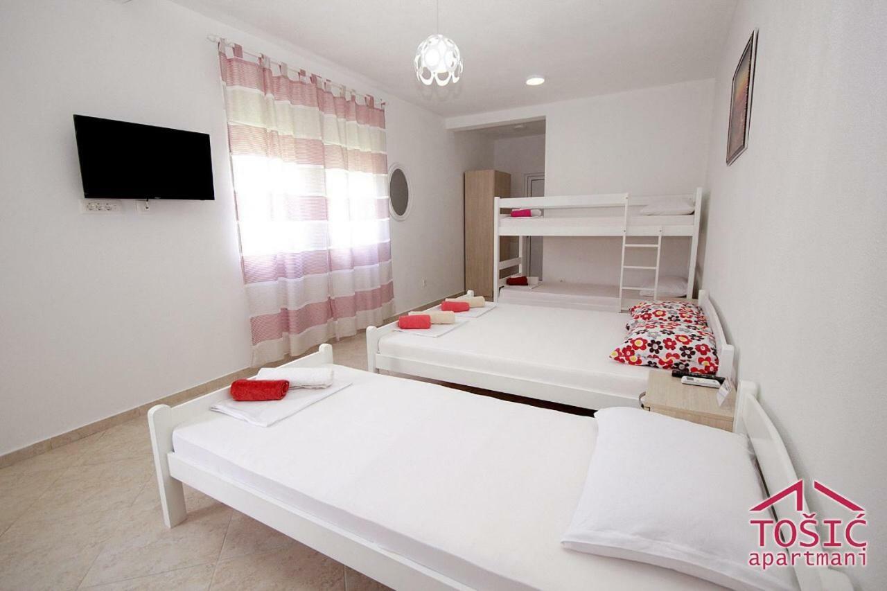 Tosic Apartment *
