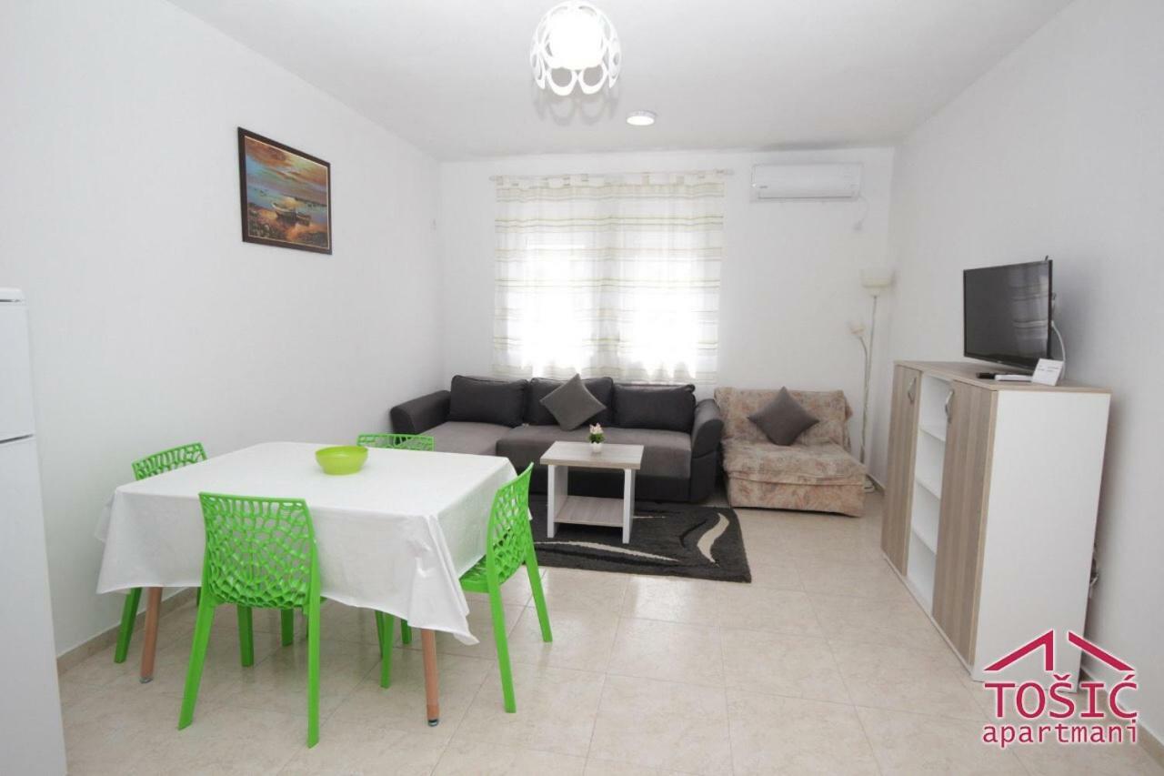 Tosic Apartment
