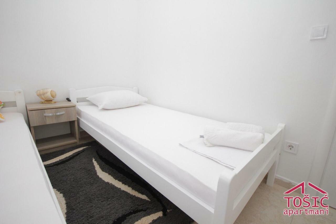 Tosic Apartment *