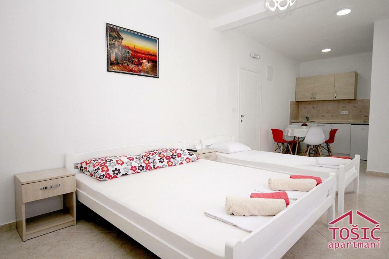 Apartment Tosic *