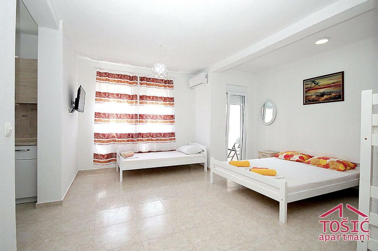 Apartment Tosic *