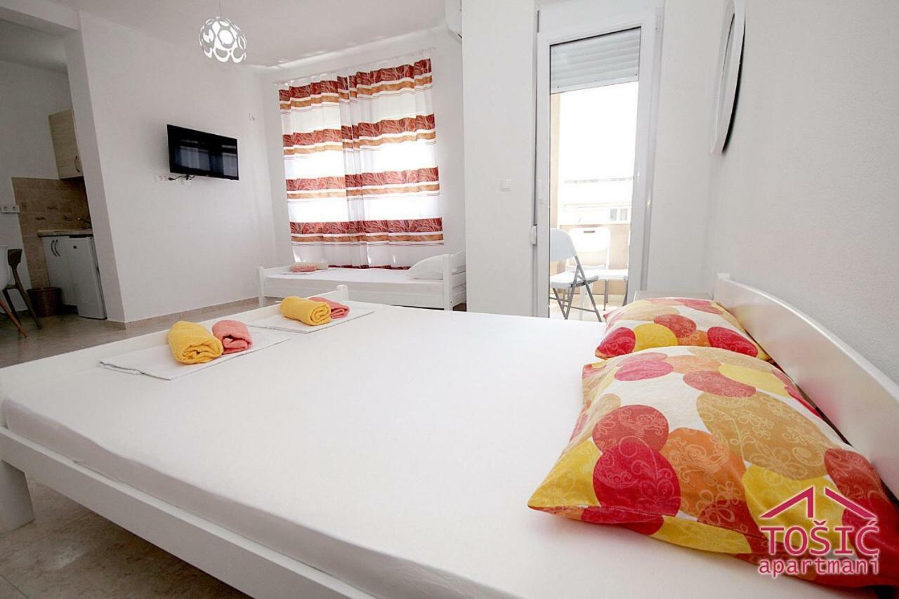Apartment Tosic Bar