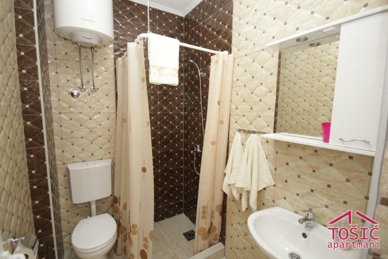 Apartment Tosic Bar