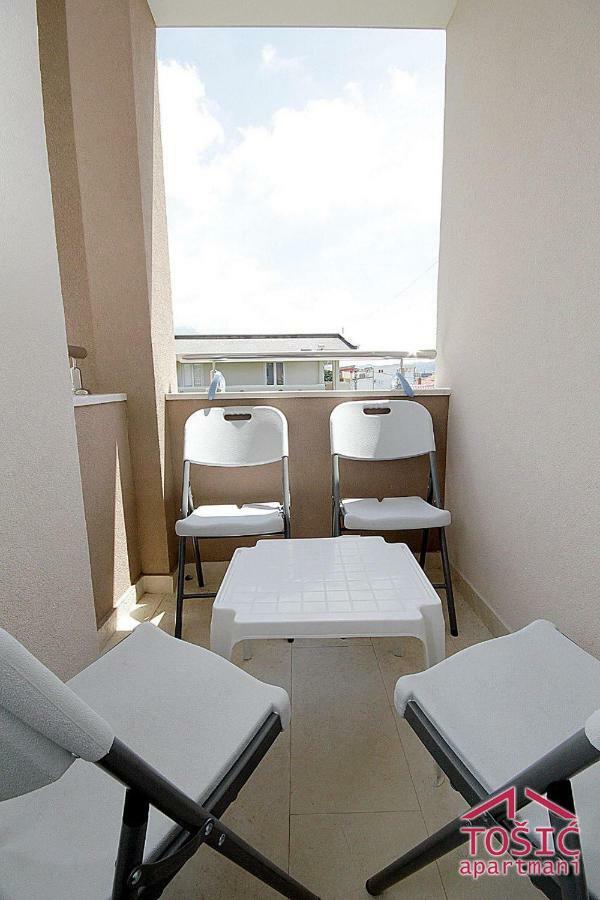 Apartment Tosic Bar